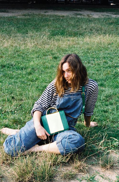 ボブのススメEmily Oyster.jpg